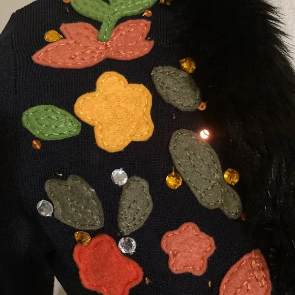 12-27 Victoria harbour black cardigan sweater FALL Small black leaves rhinestone - Picture 3 of 4